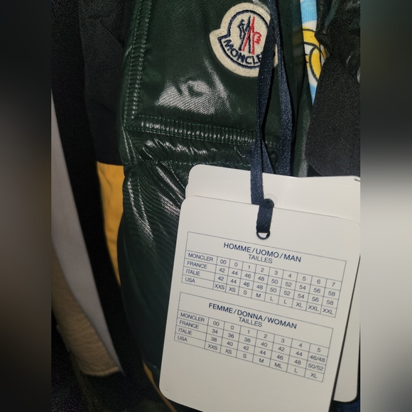 Moncler Green Hooded Down Jacket Sz US Medium/Small - Picture 6 of 16